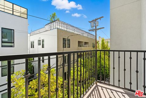 Tiny photo for 11826 Dorothy Street #202, Los Angeles, CA 90049 (MLS # 25602629)
