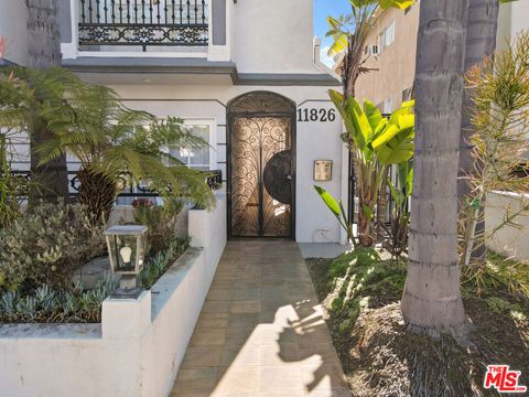 Tiny photo for 11826 Dorothy Street #202, Los Angeles, CA 90049 (MLS # 25602629)