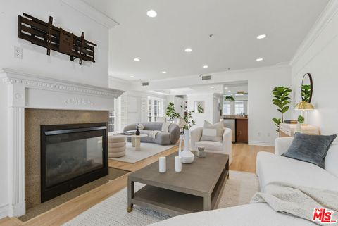 Tiny photo for 11826 Dorothy Street #202, Los Angeles, CA 90049 (MLS # 25602629)