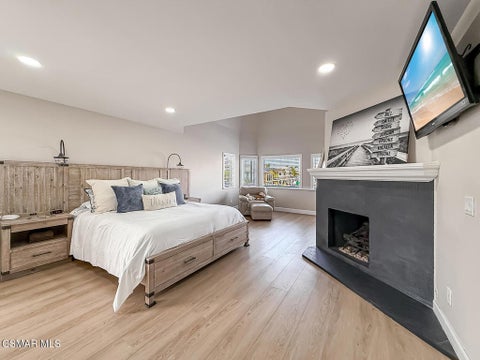 Tiny photo for 2014 Peninsula Road, Oxnard, CA 93035 (MLS # 226002782)