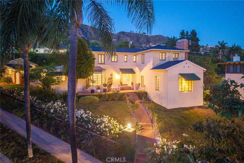 Photo of 537 Cumberland Rd, Glendale, CA 91202 (MLS # GD26079153)