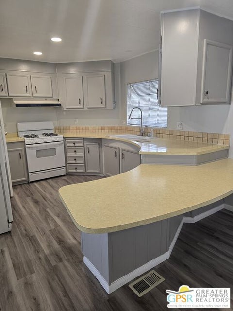 Tiny photo for 294 Juniper Drive, Palm Springs, CA 92264 (MLS # 26987807PS)