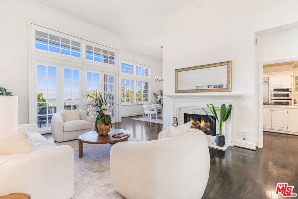 2204 The Terrace TER