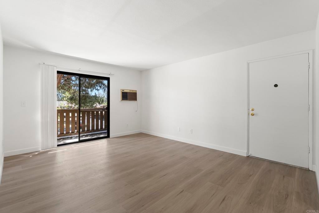 10284 BLACK MOUNTAIN Road 185, Mira Mesa CA 92126