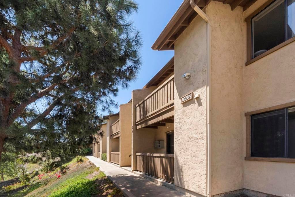 10284 BLACK MOUNTAIN Road 185