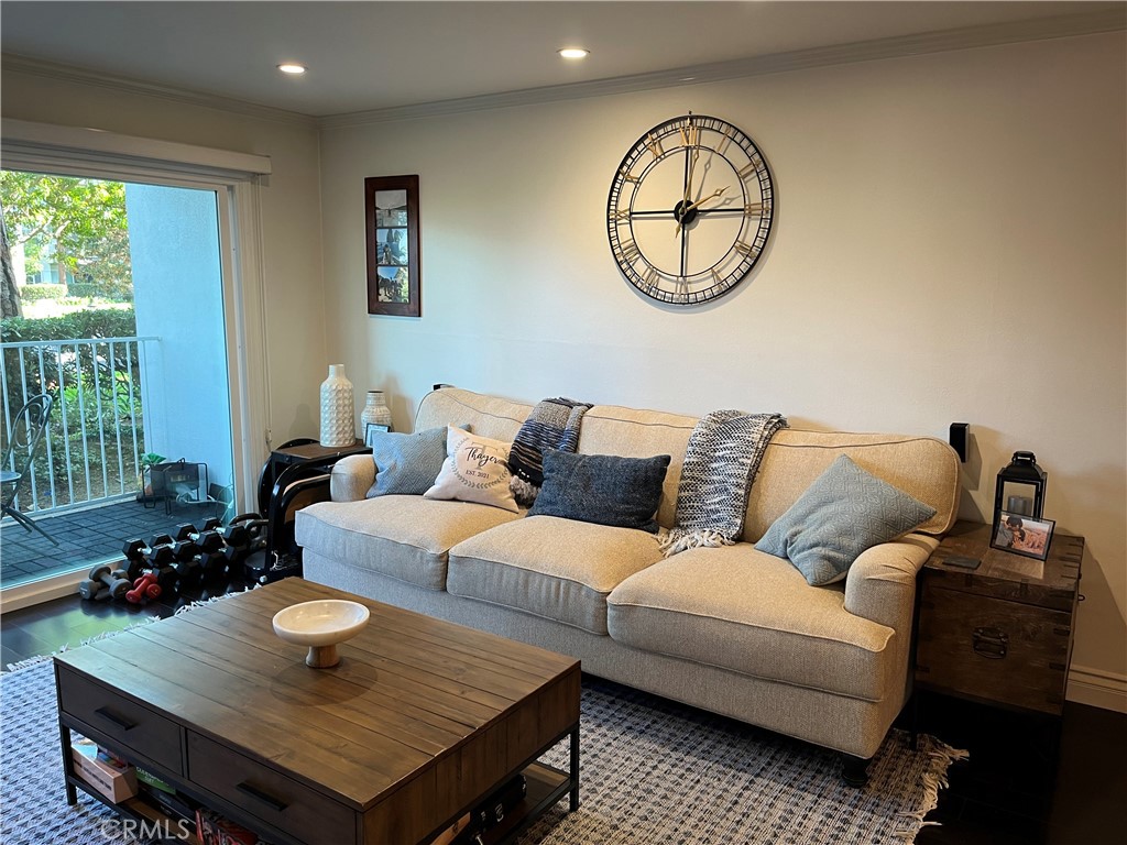 102 Scholz Plaza 149