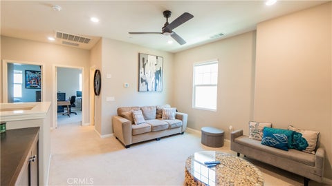 Photo of 22740 Harmony Dr, Saugus, CA 91350 (MLS # SR26094278)