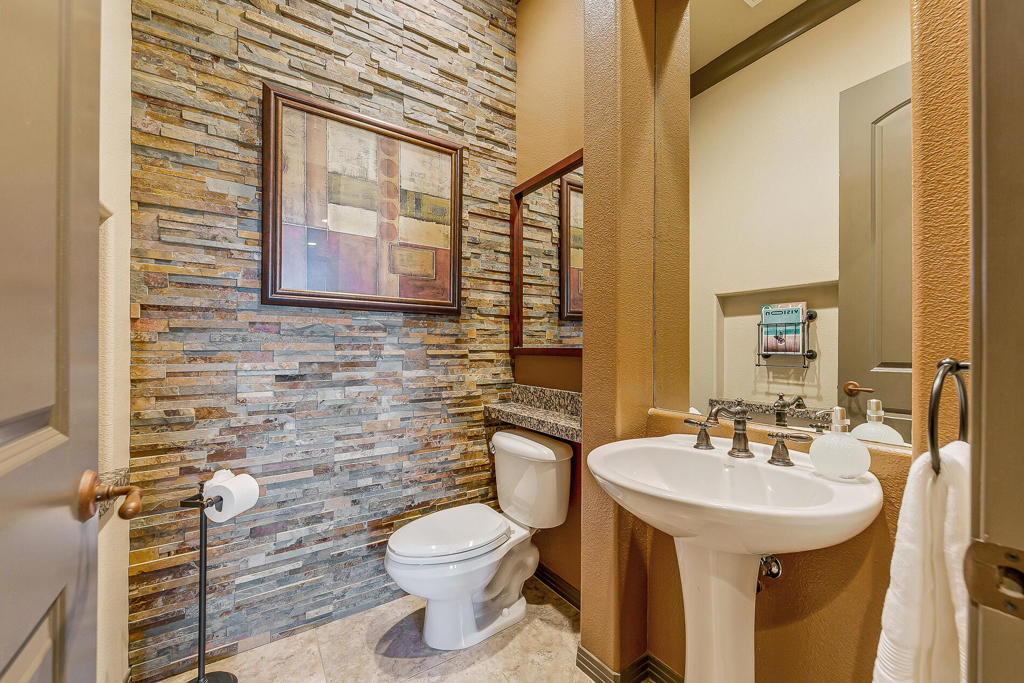 Montage at Santa Rosa - Residential