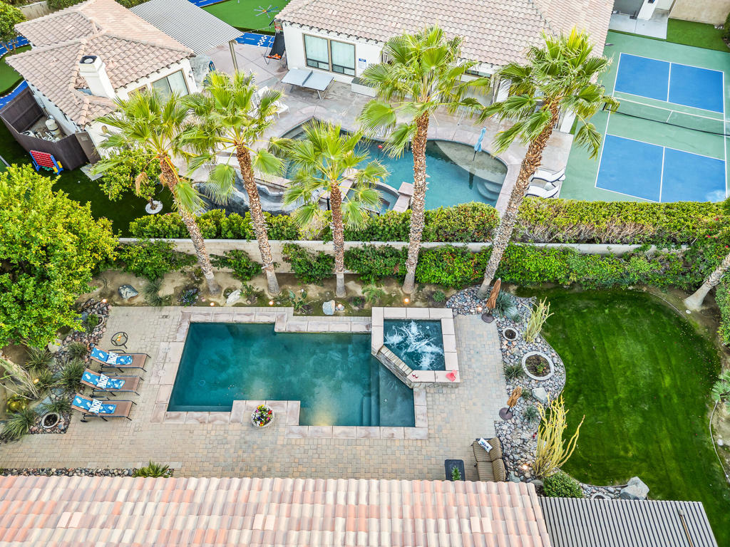 Montage at Santa Rosa - Residential