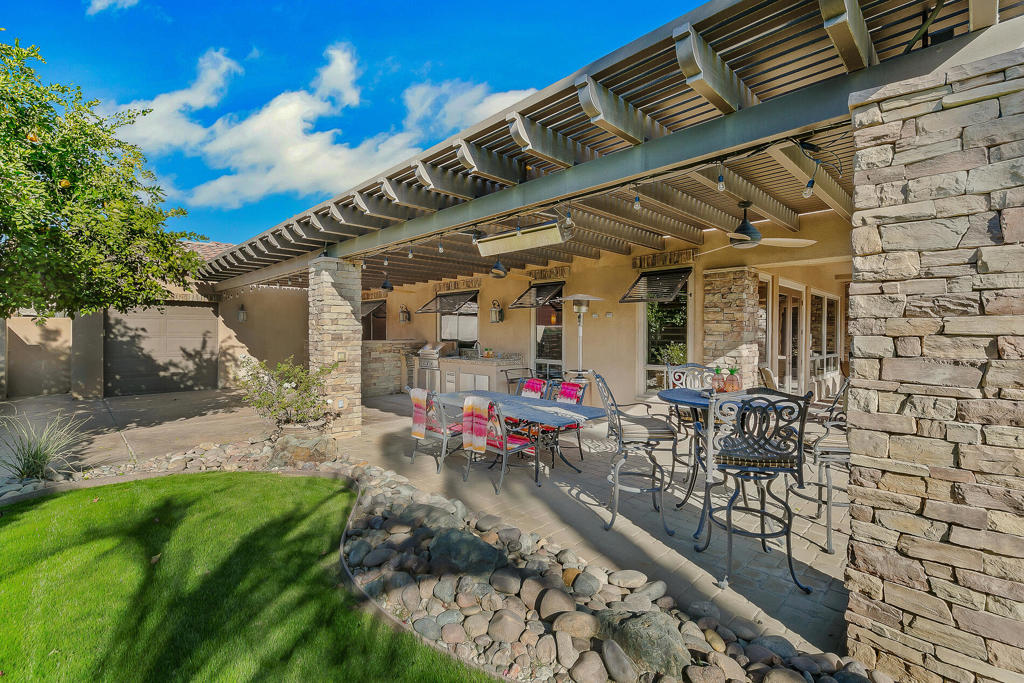 Montage at Santa Rosa - Residential