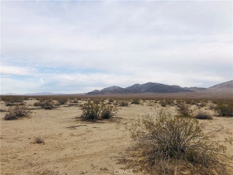 Photo of 0 Near Sampson Avenue, 29 Palms, CA 92277 (MLS # JT26030261)