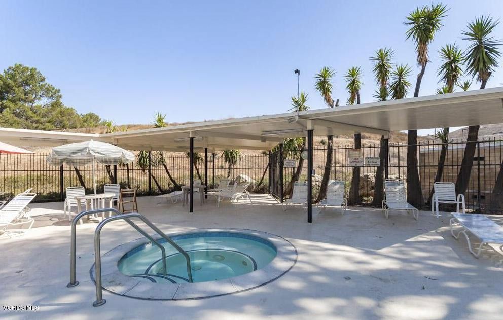 Northwood Townhomes I-516 - 1005282 - Residential