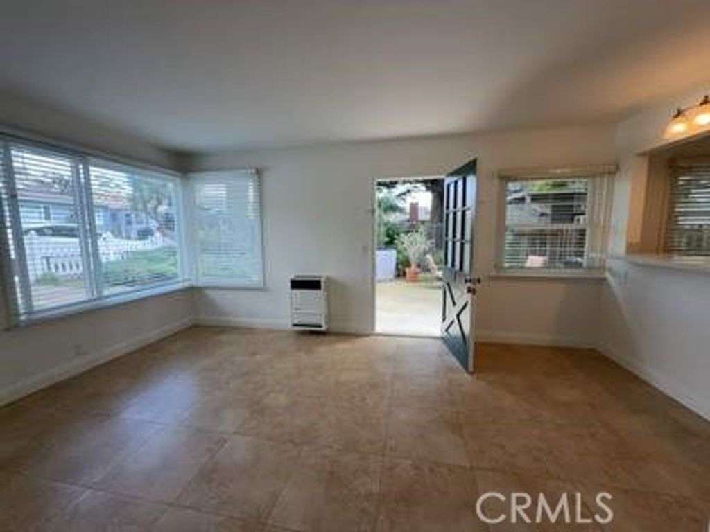 Photo of 379 Cypress Dr #1, Laguna Beach, CA 92651 (MLS # IV26053730)