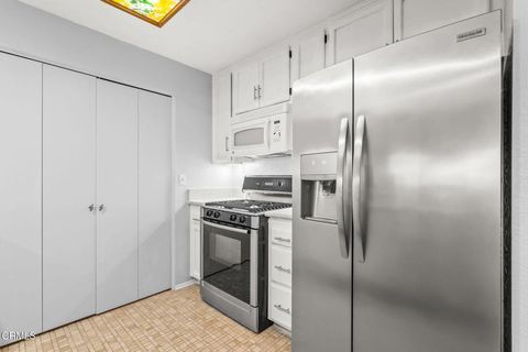 Tiny photo for 2202 Martinique Lane, Oxnard, CA 93035 (MLS # V1-33834)