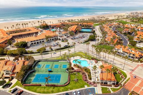 Tiny photo for 2202 Martinique Lane, Oxnard, CA 93035 (MLS # V1-33834)