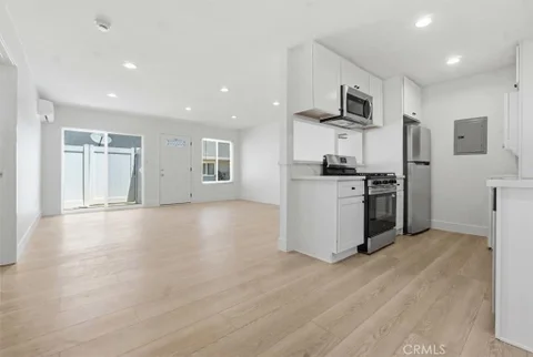 MLS: OC26150830