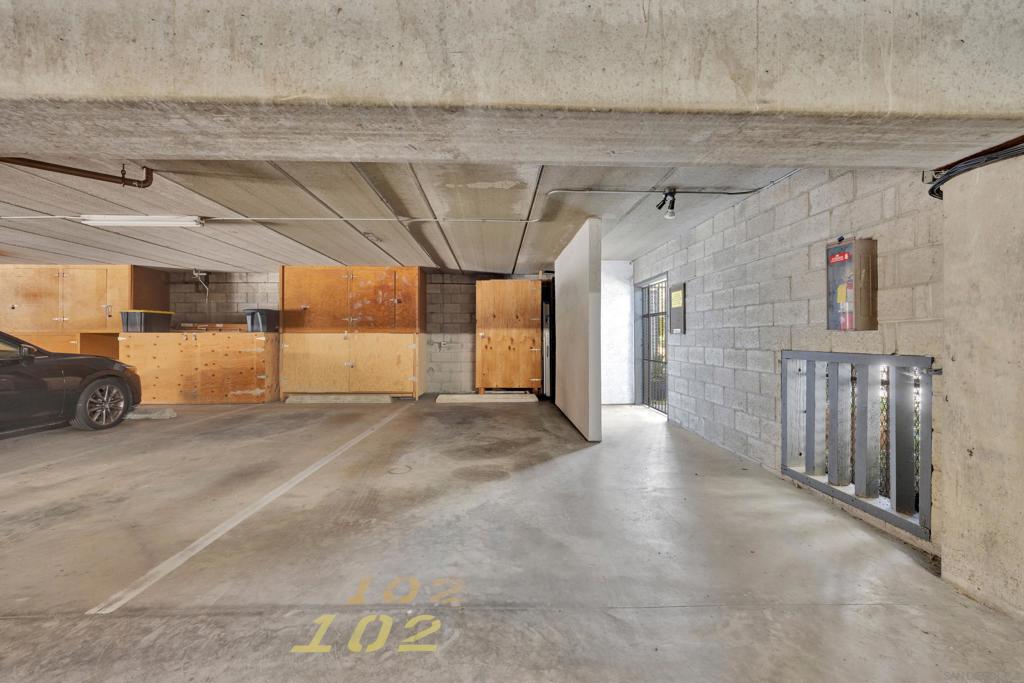 Mission Hills - Residential