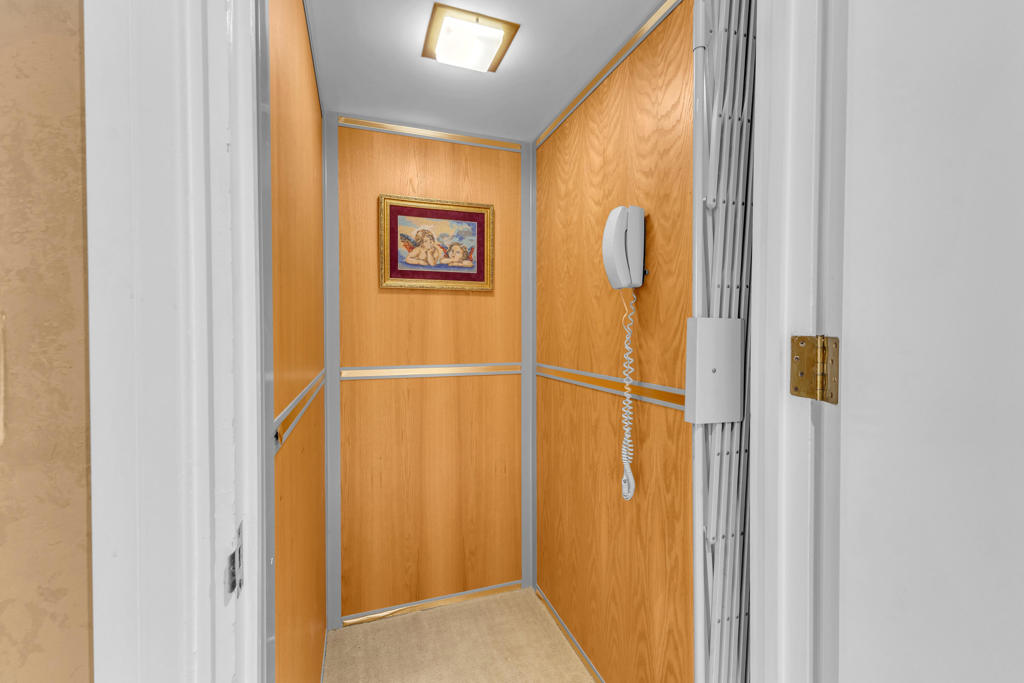 Rancho Mirage C.C. - Residential Lease