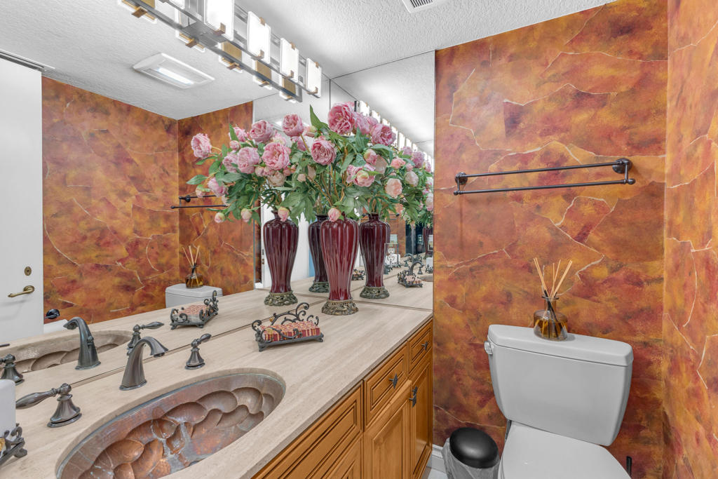 Rancho Mirage C.C. - Residential Lease