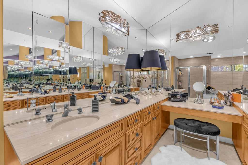Rancho Mirage C.C. - Residential Lease