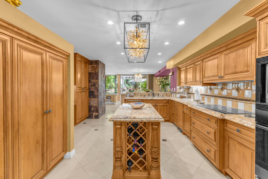 Rancho Mirage C.C. - Residential Lease