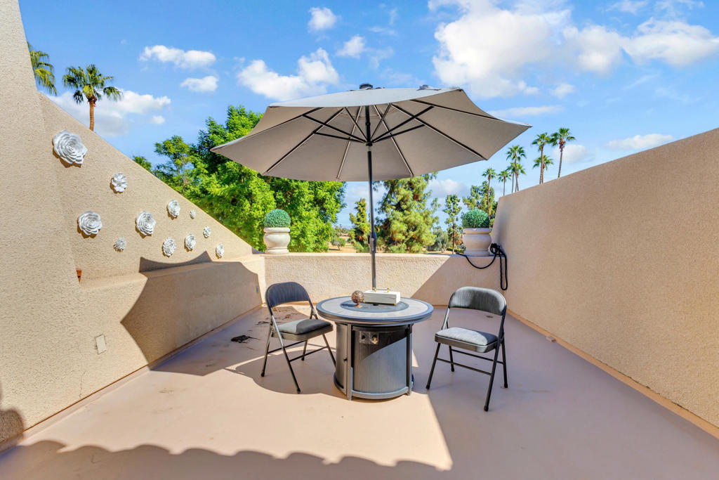 Rancho Mirage C.C. - Residential Lease