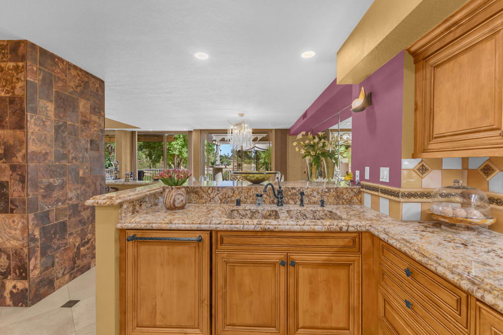 Rancho Mirage C.C. - Residential Lease