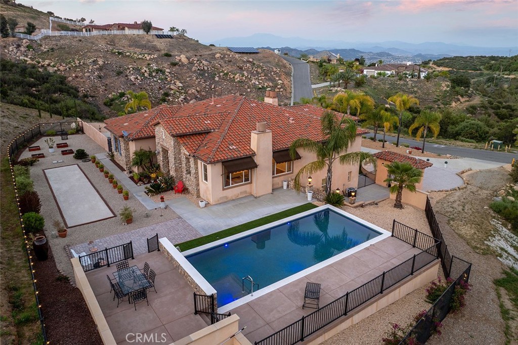 36505 Calle De Lobo