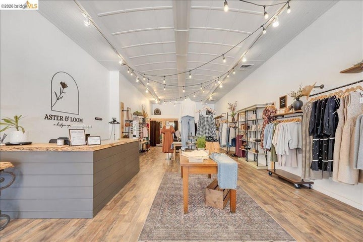 Photo 1 of 18 — 56 South Washington st, Sonora, CA 95370