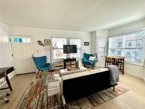 Photo of 116 Avenida Serra #3, San Clemente, CA 92672 (MLS # OC26119354)