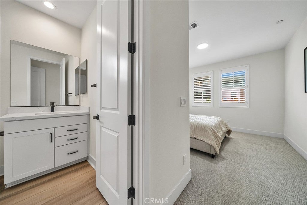 366 Baluster, Irvine CA 92618 - Photo 51