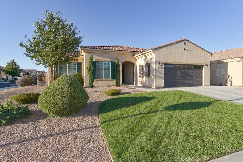 18856 18856 Copper Street