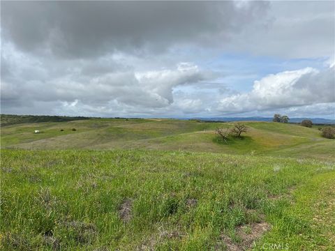 Tiny photo for 5160 Needs Road Name, Paso Robles, CA 93446 (MLS # NS25251574)