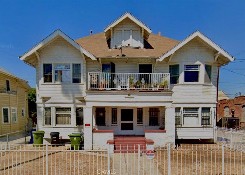 1315 S Harvard Blvd