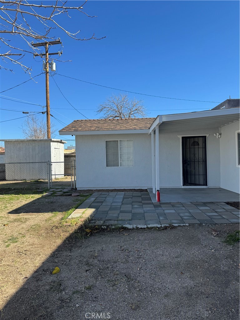 435 S 1st