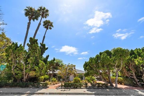 Photo of 6014 Beaumont Avenue, La Jolla, CA 92037 (MLS # NDP2605758)