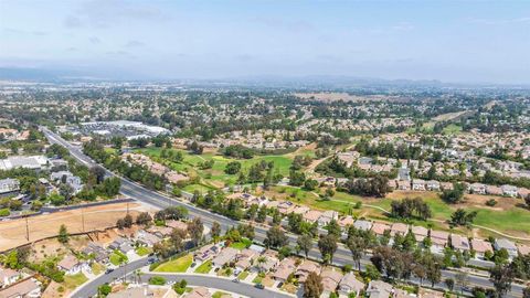 Photo of 31060 Corte Anza, Temecula, CA 92592 (MLS # 250046259SD)