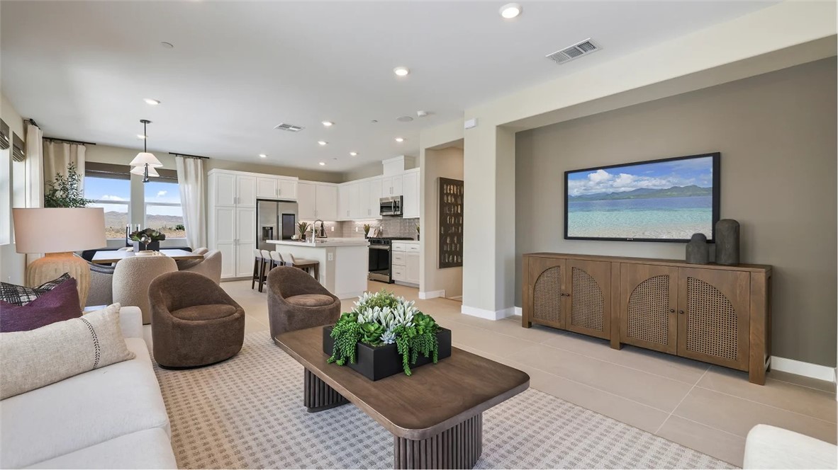 Coral at Valencia - Residential