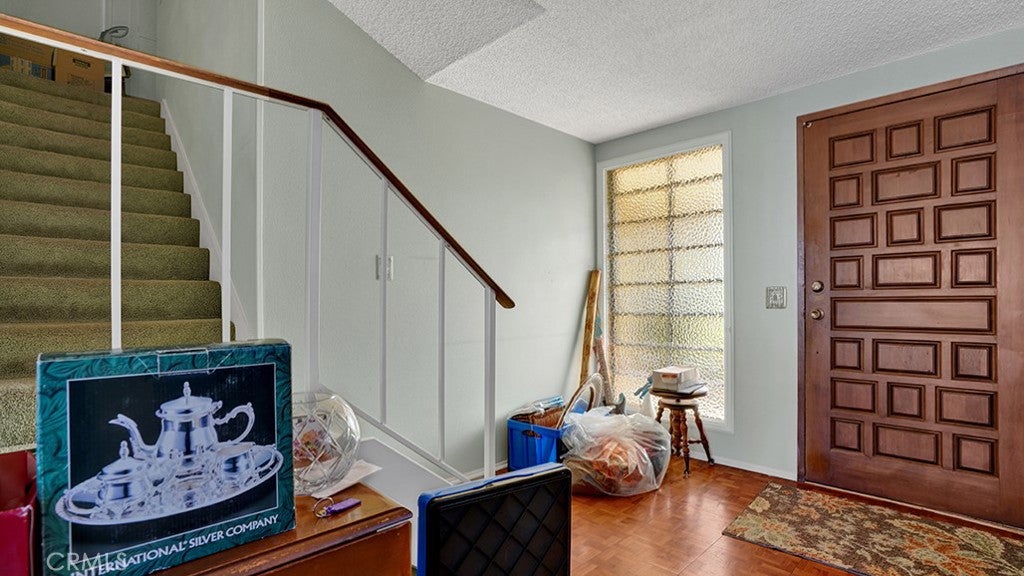 2735 San Juan