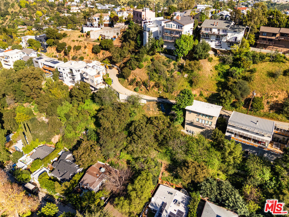 2123 Groveland Drive