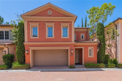 Photo of 70 Cipresso, Irvine, CA 92618 (MLS # OC26082952)