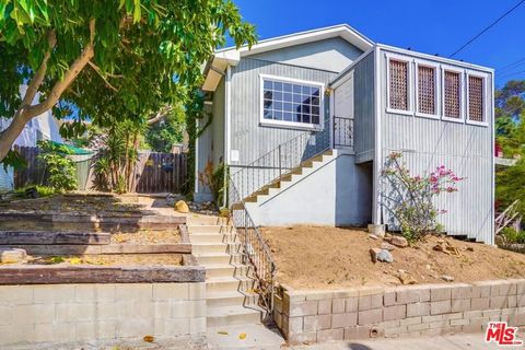 Photo of 2225 Baxter Street, Los Angeles, CA 90039 (MLS # 25597789)