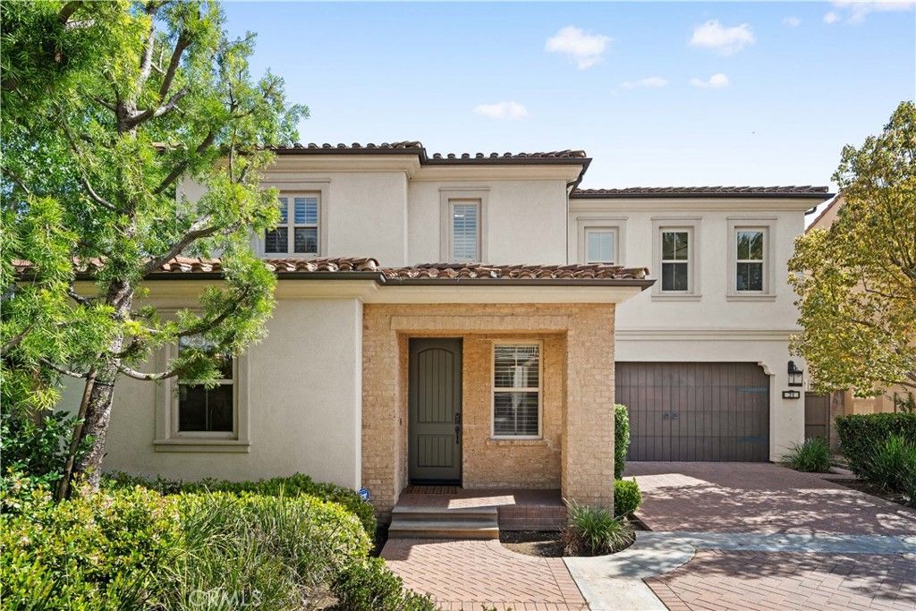 Photo of 21 Fanpalm, Irvine, CA 92620 (MLS # NP26094204)