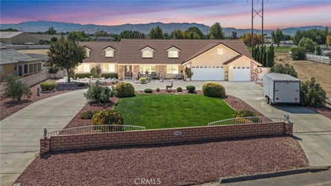 Photo of 12480 Reata RD, Apple Valley, CA 92308 (MLS # HD26187988)