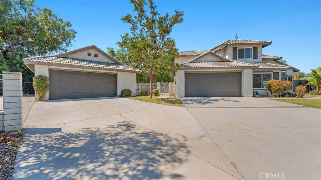 12862 Daisy Ct