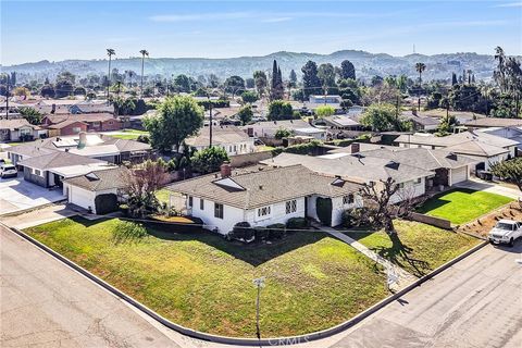 Photo of 626 S Donna Beth Ave, West Covina, CA 91791 (MLS # CV26044852)