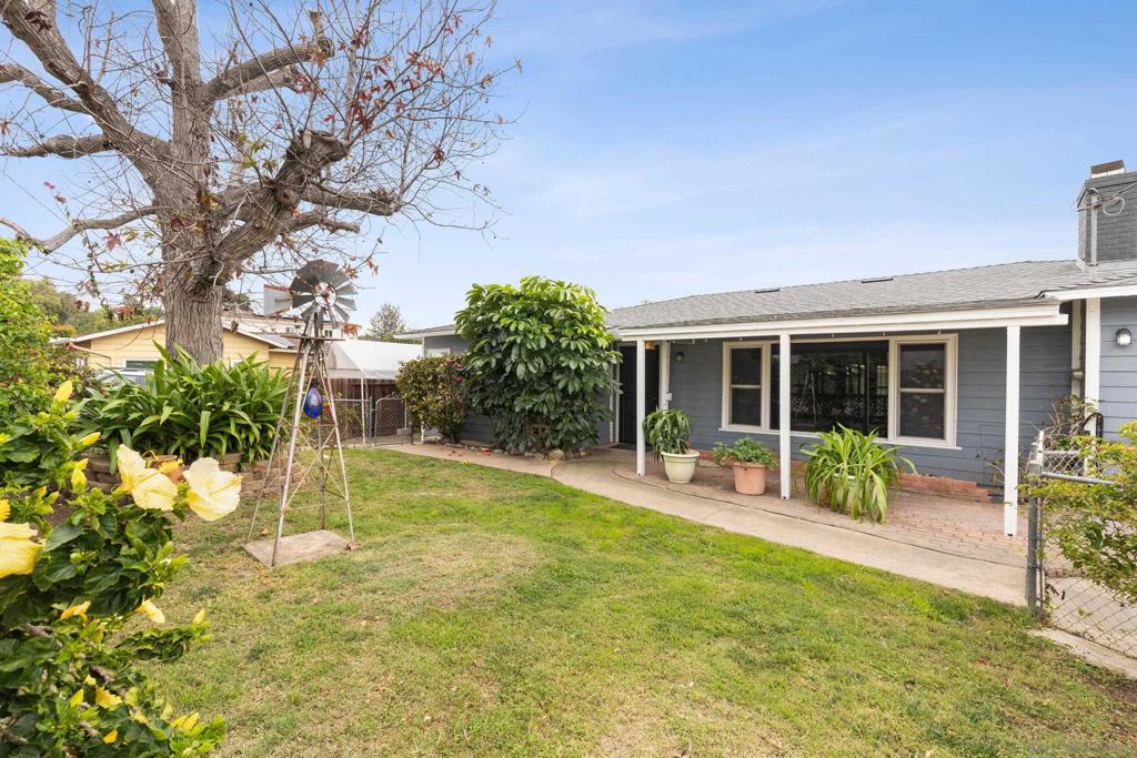 9969 Sierra Madre Rd