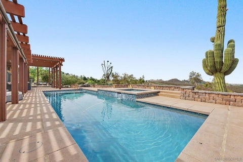 Photo of 30218 Cool Valley Ln LN, Valley Center, CA 92082 (MLS # 260021801SD)