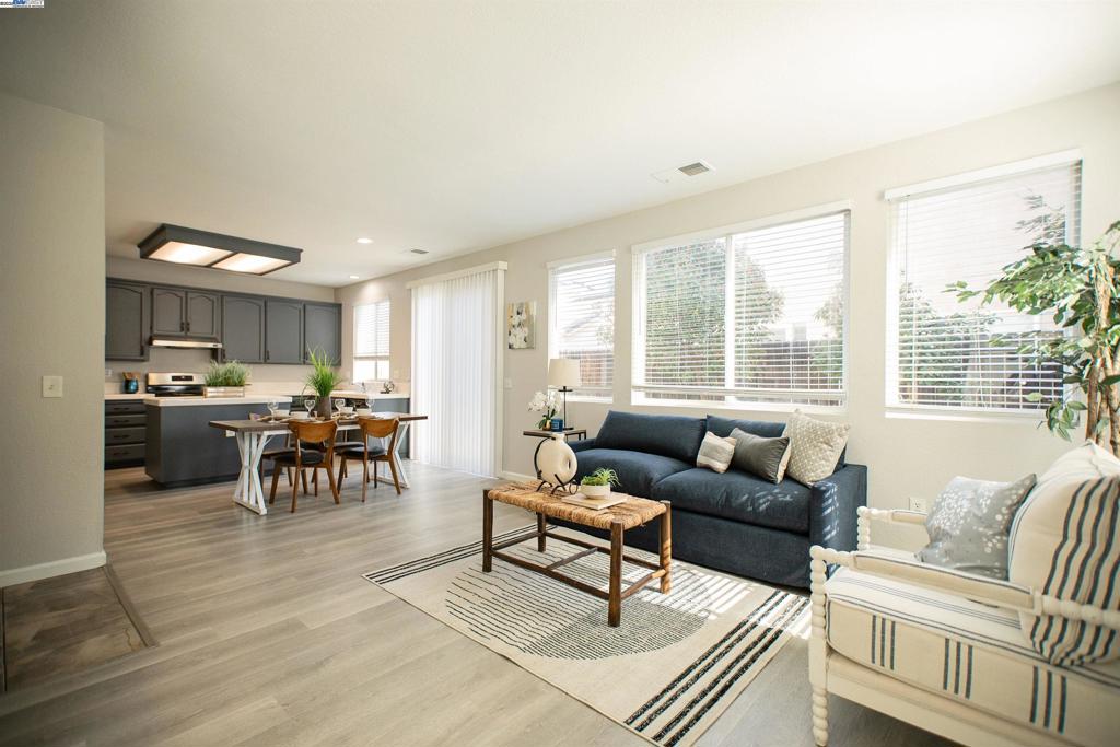 WOODFIELD ESTS - Residential