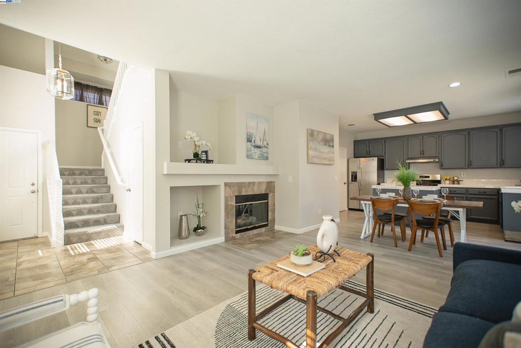 WOODFIELD ESTS - Residential